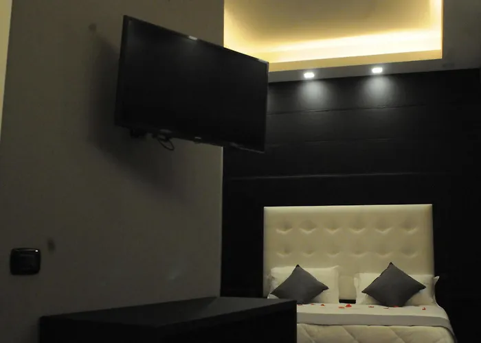 بيت ضيافة Royal Art H Duomo - Centro, By Clapa Group نابولي