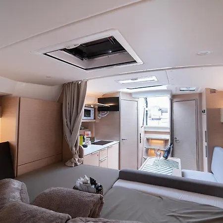 Guest house Royal Art H Duomo - Centro, By Clapa Group 5*