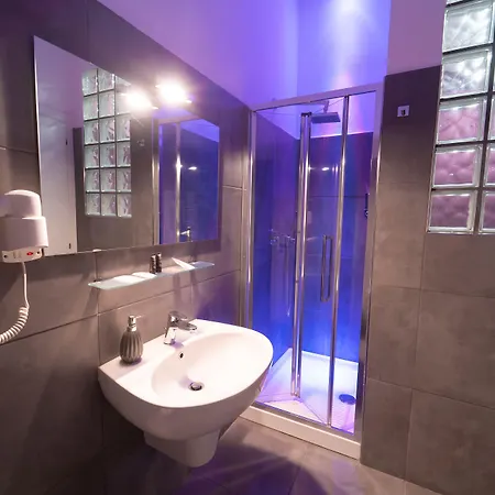 Royal Art H Duomo - Centro, By Clapa Group Pensión 3*