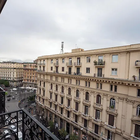 Royal Art H Duomo - Centro, By Clapa Group 招待所 2*
