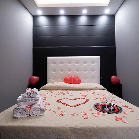 Royal Art H Duomo - Centro, By Clapa Group בית הארחה נאפולי