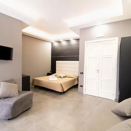 בית הארחה Royal Art H Duomo - Centro, By Clapa Group 5*